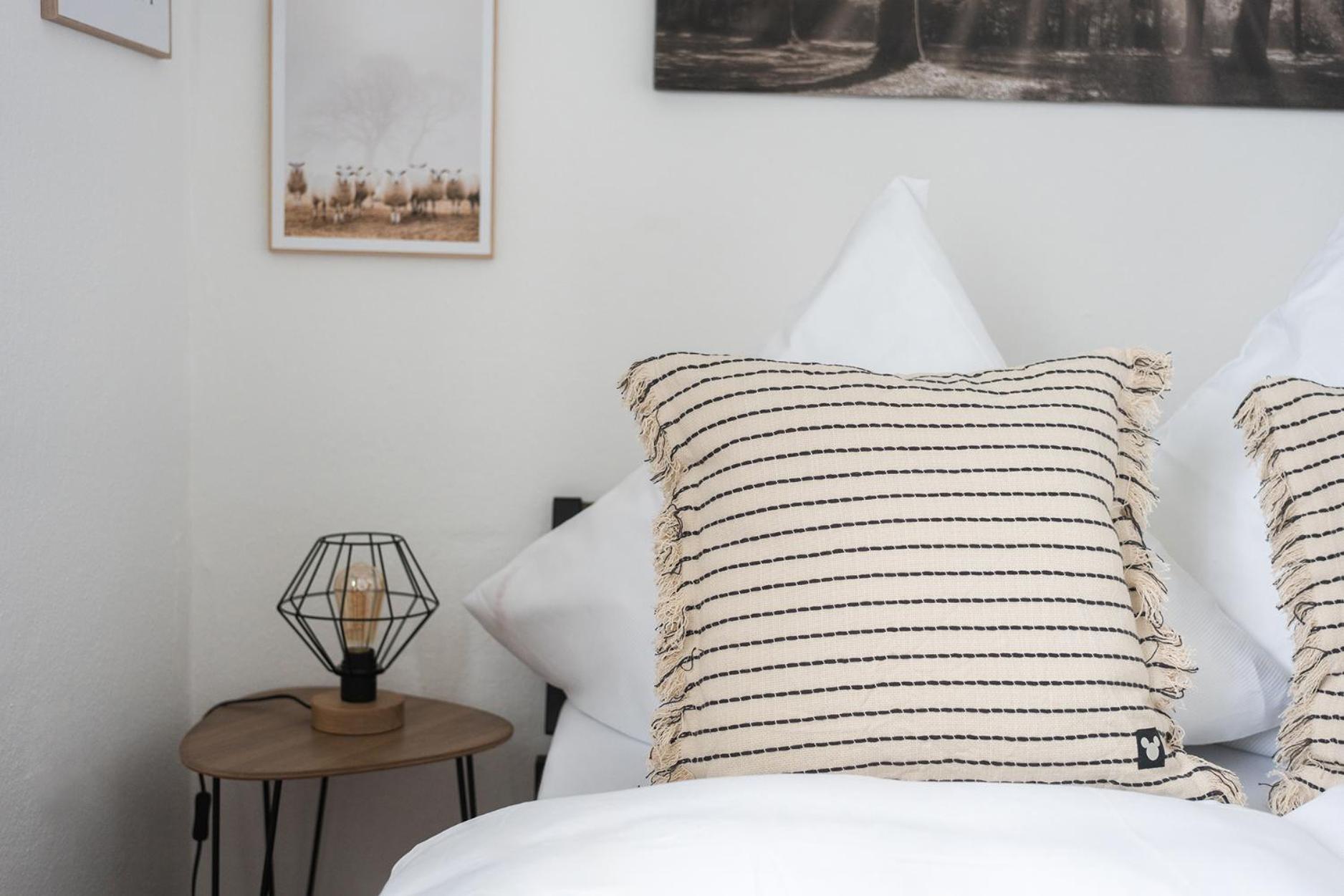 1-4 Gaeste Wohnung W-Lan, Netflix, Amazon, Parken, Arbeitsplatz, 24H Check In ,Vollausgestattet Kueche, Handtuecher Seife U,V,M Fuer Geschaeftsreisende, Paare, Familien , Datteln Kültér fotó
